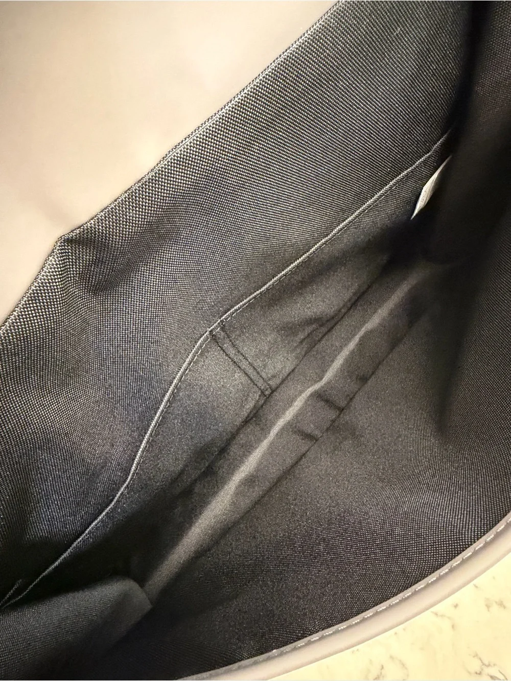RAINS Commuter Bag Grey Waterproof Messenger Laptop Bag Unisex